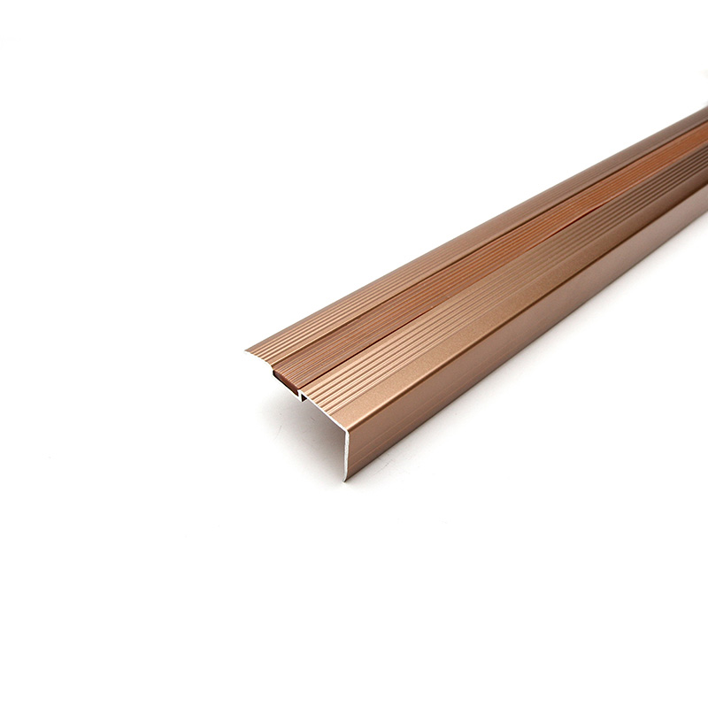 ملامح أنف الدرج الفاخرة