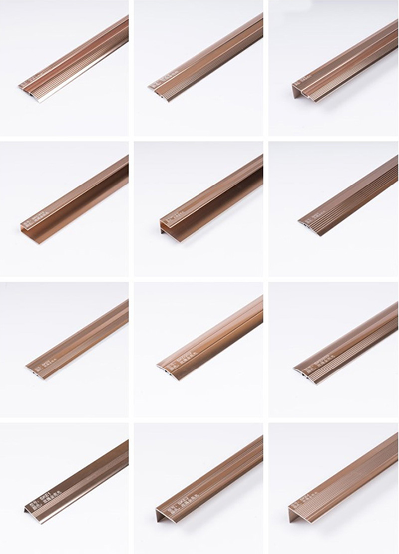 أحجام مختلفة من شريط انتقال البلاط