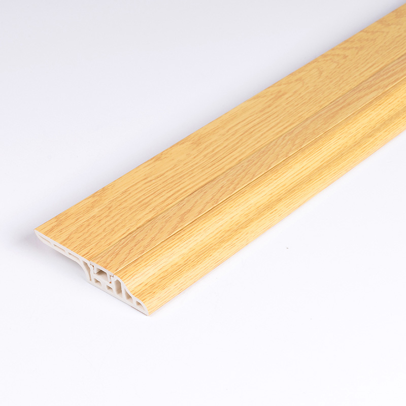 اللوح البلاستيكي