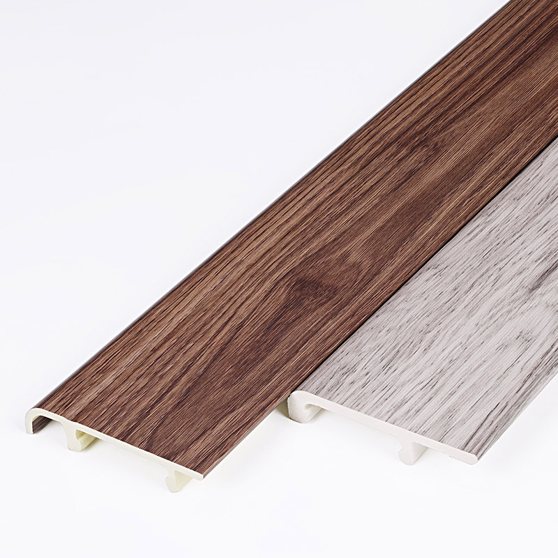 ملامح التفاف PVC