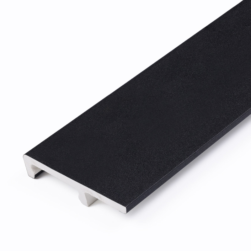 ألواح الحواف الداخلية باللون الأسود