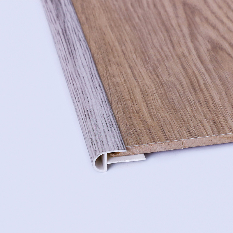 شرائط حافة الدرج من مادة PVC الخشبية