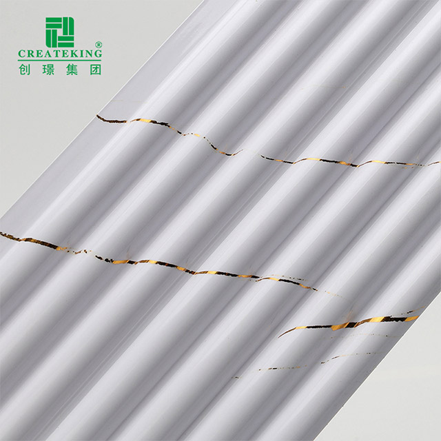 لوحة حائط صلبة نصف مستديرة بلمسة نهائية من الرخام الأبيض الذهبي مقاس 105.5*8.5 مم