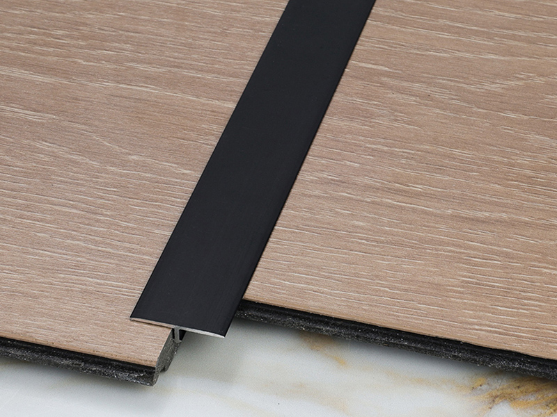 حواف أرضية مصنوعة من سبائك الألومنيوم على شكل حرف T