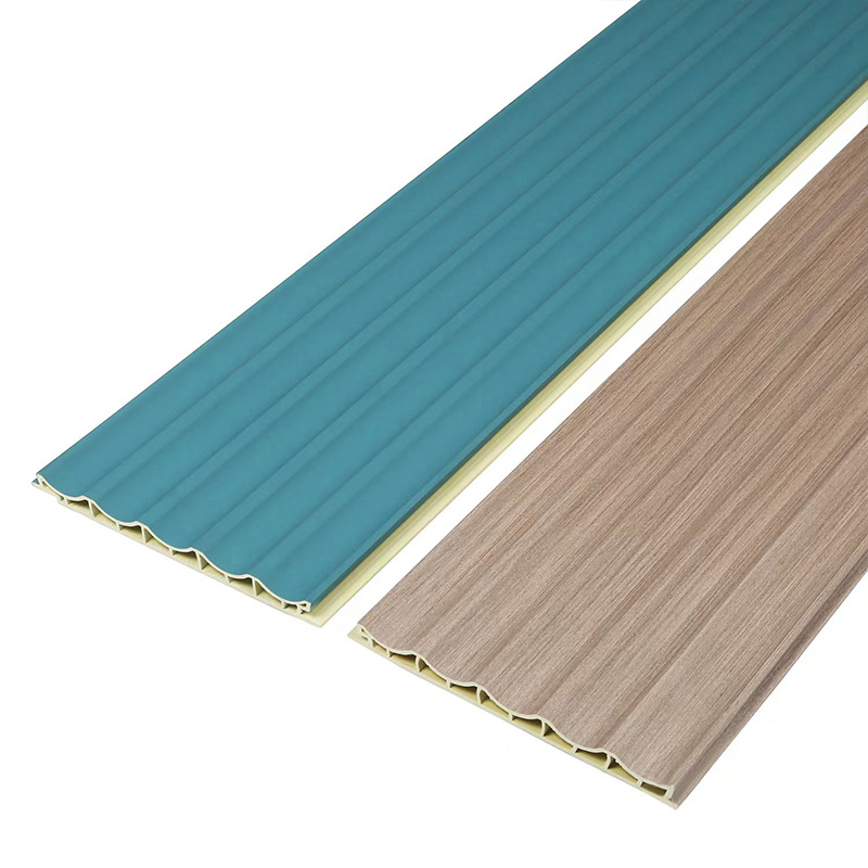 لوحة الحائط