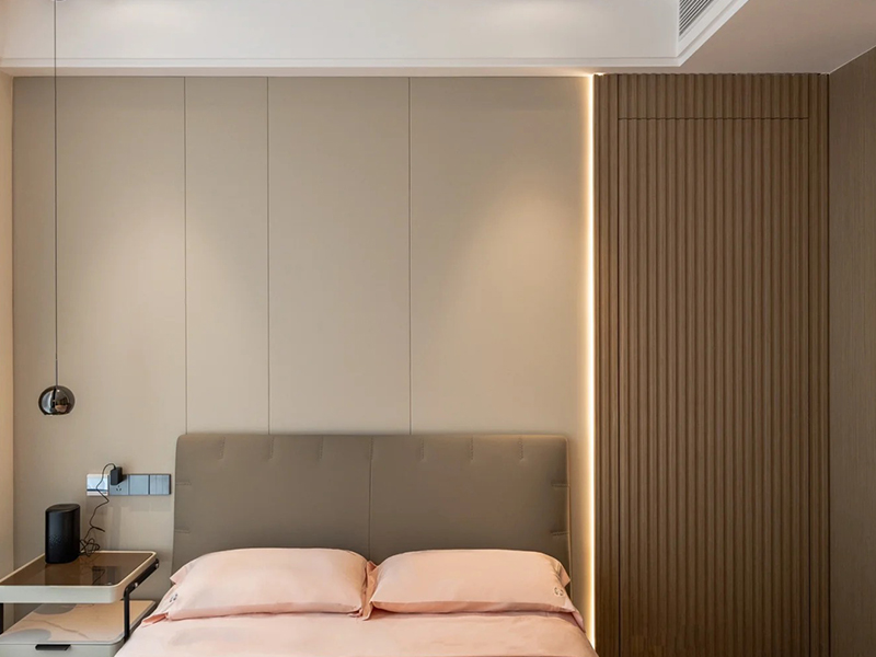 ألواح الجدران الصلبة المخددة PVC مقاس 130*7.8 مم