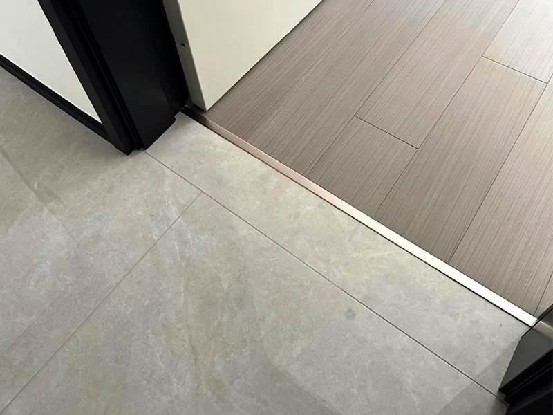 هل يجب تثبيت شريط انتقال العتبة؟