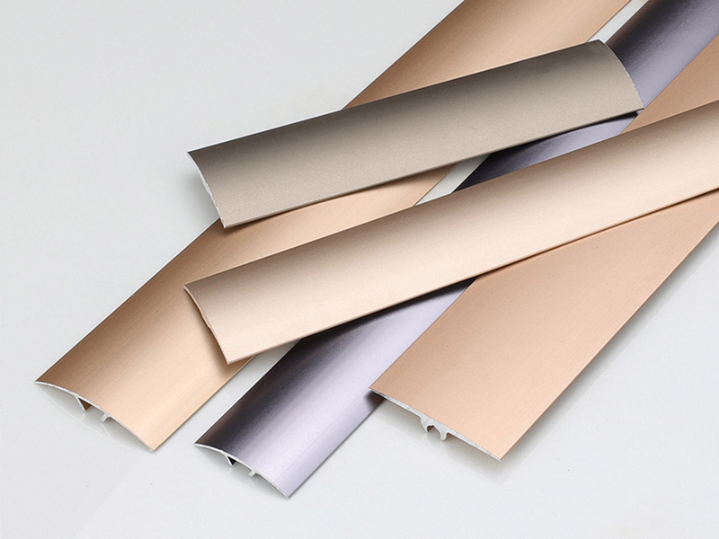 شريط انتقالي للأرضية المعدنية العالمية