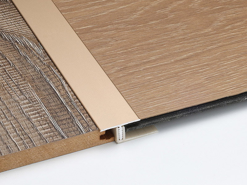 صب الألومنيوم T