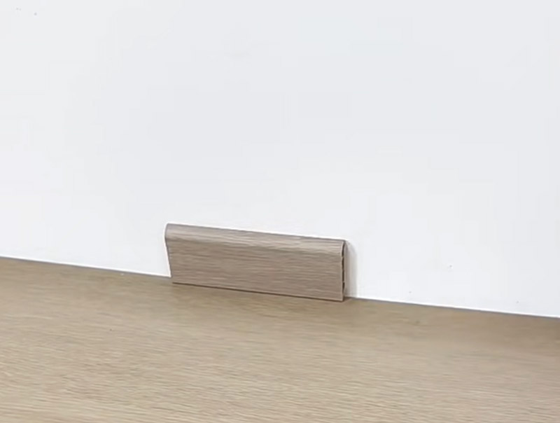 هل تحتاج أرضيات SPC إلى التفاف؟