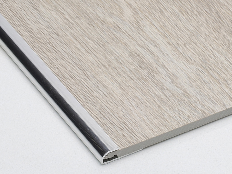 حافة أرضية معدنية على شكل حرف C