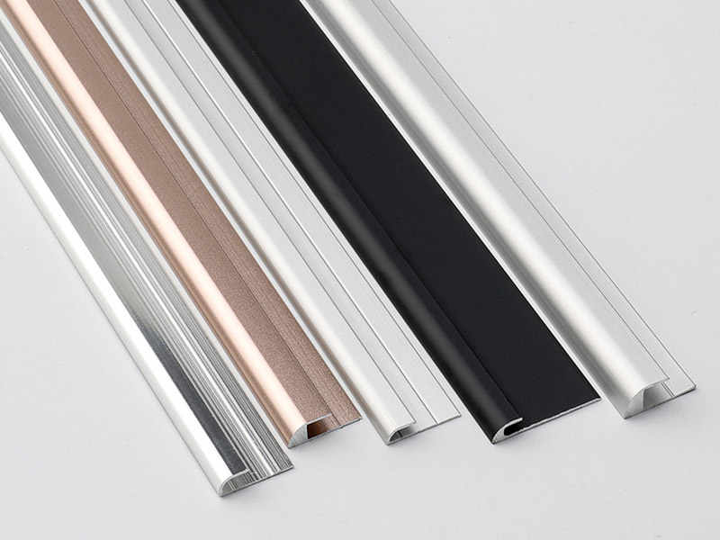 حافة أرضية معدنية على شكل حرف C