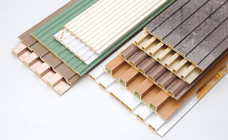 هل يمكنك استخدام لوحات الحائط على السقف؟