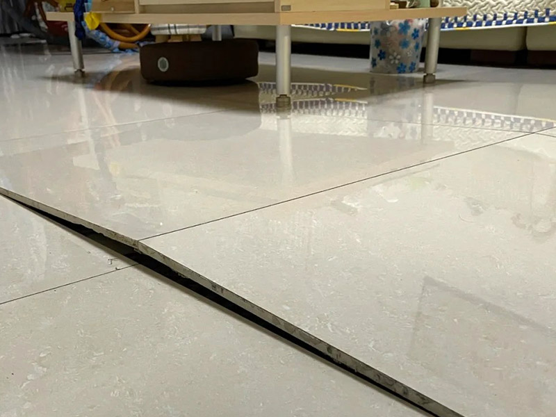 كيف يمكنك إصلاح الحافة المشوهة للبلاط؟