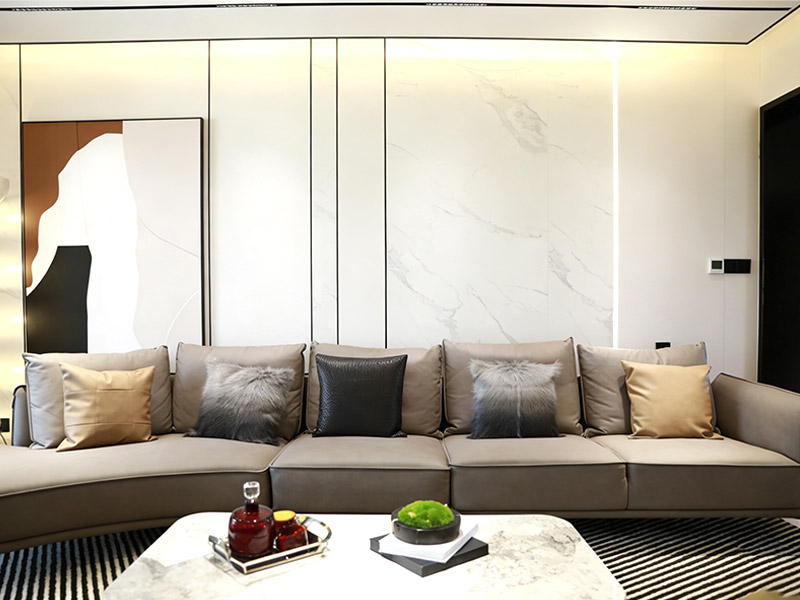 تركيب ألواح الجدران المصنوعة من الكريستال الكربوني