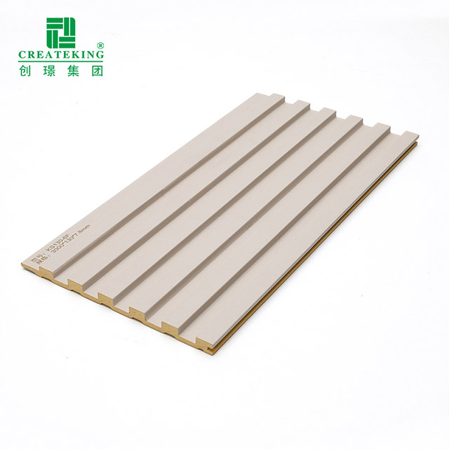 ألواح الجدران الصلبة المخددة PVC مقاس 130*7.8 مم