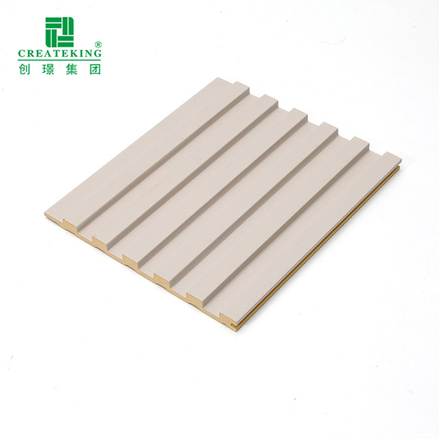 ألواح الجدران الصلبة المخددة PVC مقاس 130*7.8 مم