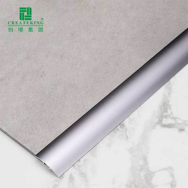 شريط عتبة الباب المعدني 5.58 × 39.41 مم