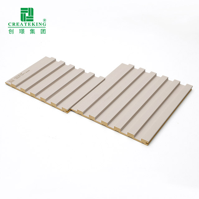 ألواح الجدران الصلبة المخددة PVC مقاس 130*7.8 مم