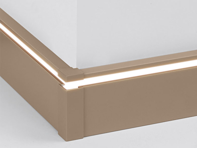 لوح حافة من الألومنيوم LED مقاس 50*9 مم