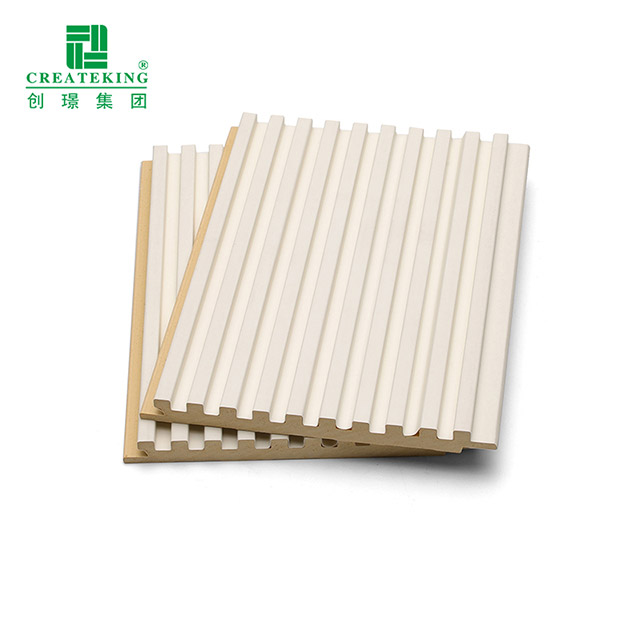 شبكة صلبة مخددة PVC مقاس 108*9.2 مم